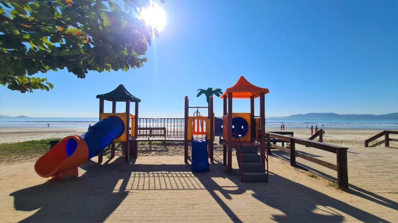 Apartamento 200 Metros Da Praia 03 Quartos Com Ar Condicionado - Meia Praia - איטפמה מראה חיצוני תמונה
